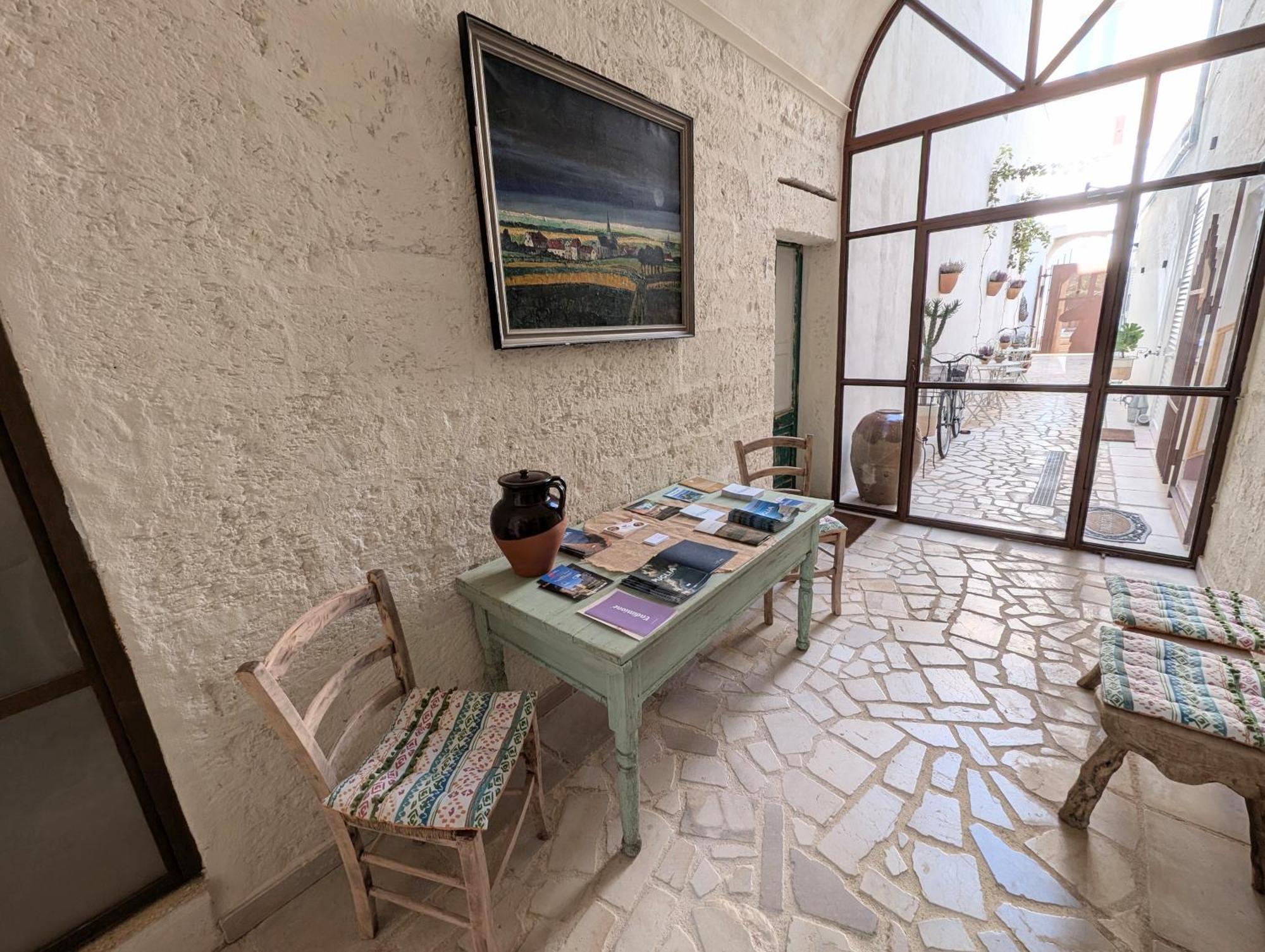 The Art Of Leo Bed & Breakfast Lucugnano Luaran gambar